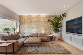 5-star luxury house, design, style and perfect location